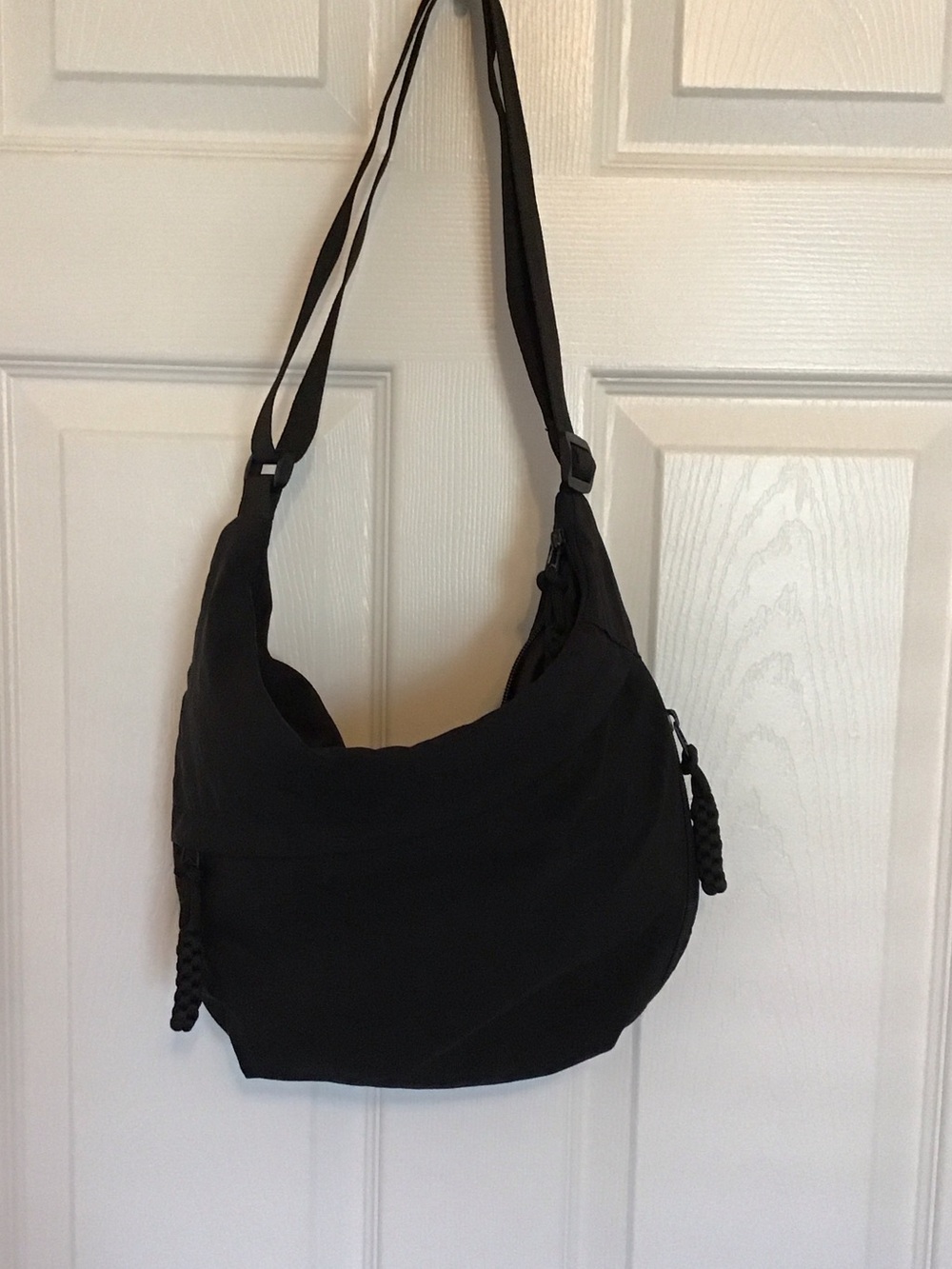 Everyday Black Shoulder Bag - Versatile Women’s Crossbody
